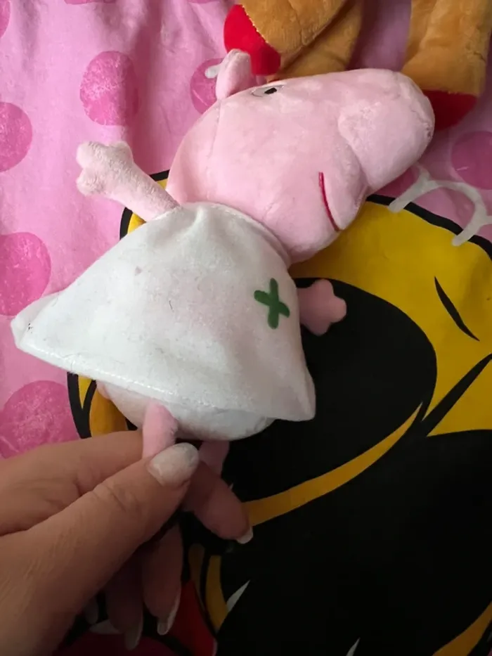 Petite Peluche peppa piG - photo numéro 2