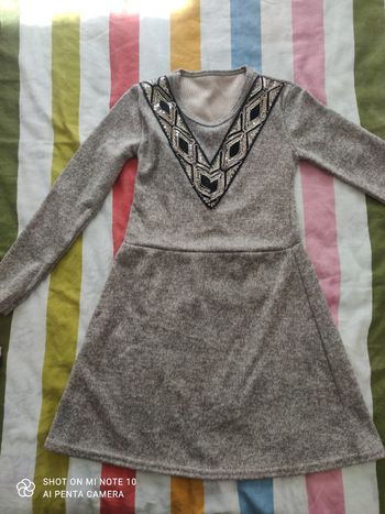 Robe taille 2 ans jamais porté