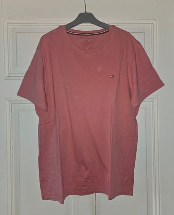 T-shirt tommy