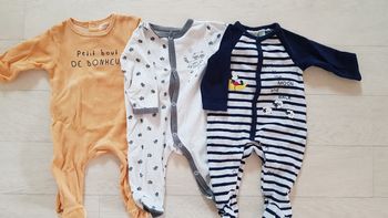 Lot 3 pyjamas