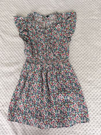 Robe sans manches fleurie 