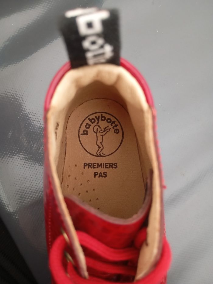 Babybotte neuves pour fille en taille 22 - photo numéro 6