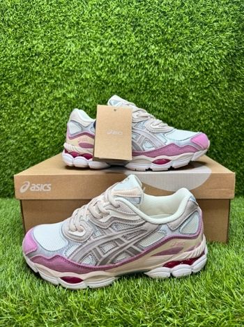 Chaussures de running Asics GEL-NYC, roses, pointure 40