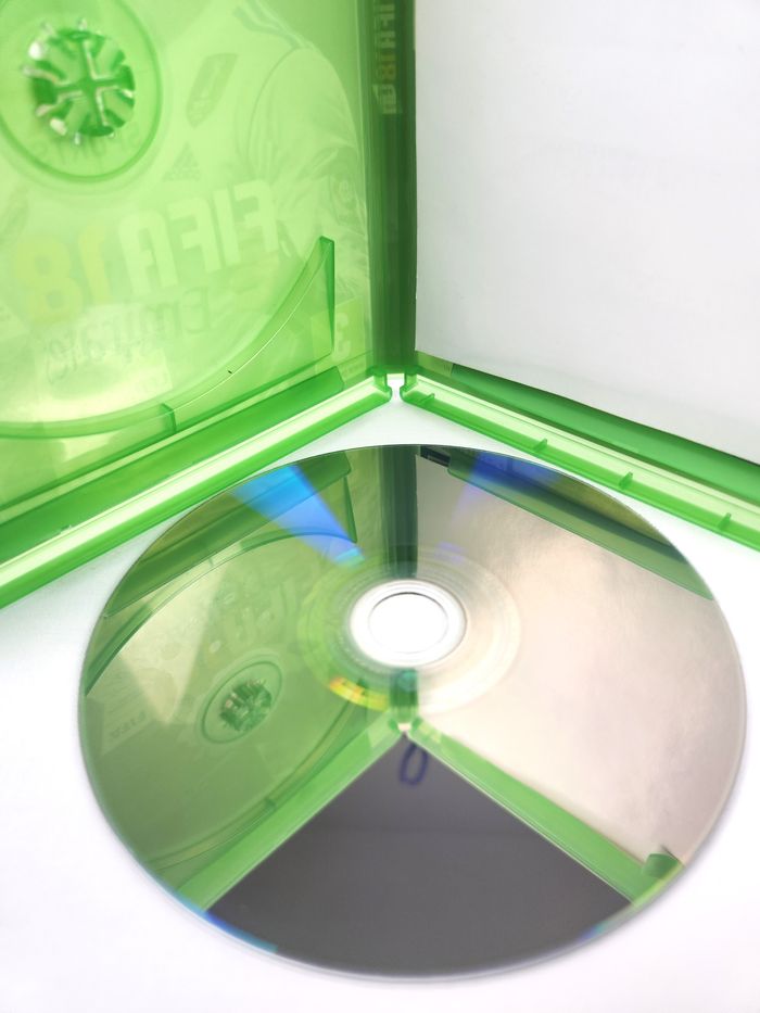 Jeu Xbox One Fifa 18 FR - Très Bon État - photo numéro 6