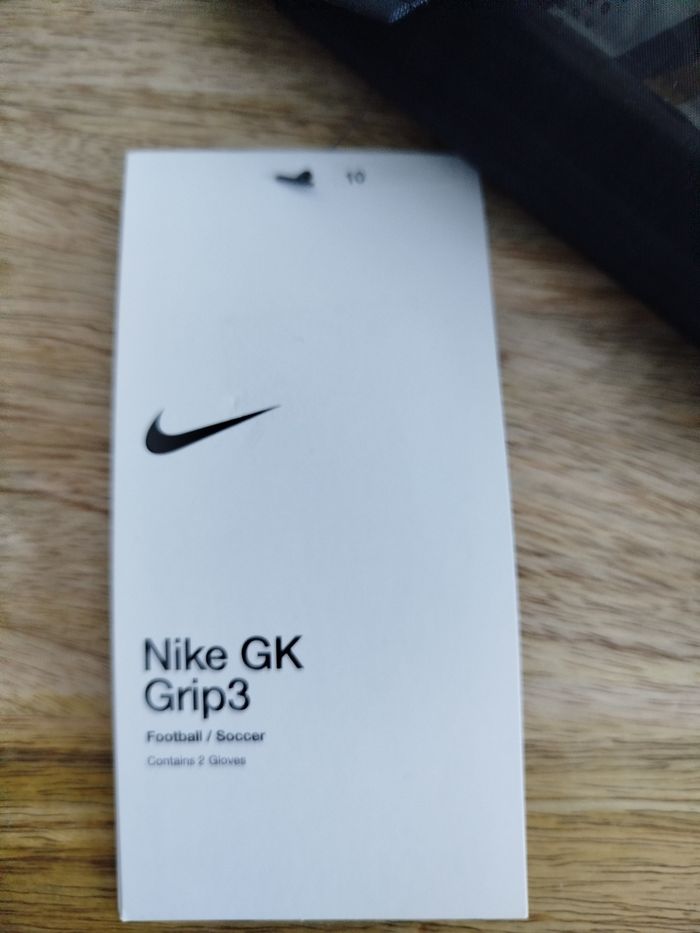 Gants gardien foot Nike grip 3 T 10 - photo numéro 4