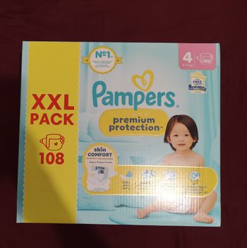 Couches Pampers premium protection