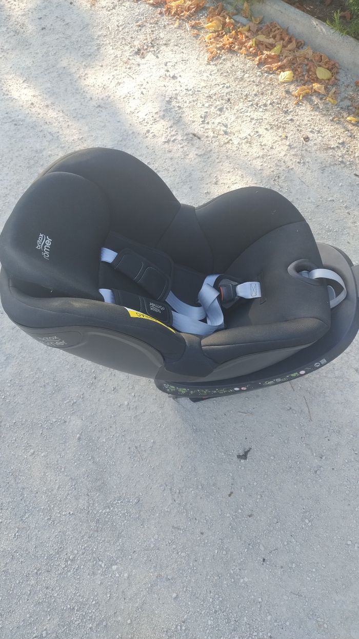 Siège auto Britax Römer Dualfix 2R - photo numéro 2