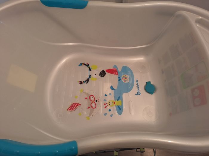 Baignoire bébé avec support pliable-Badabulle (bon état) - photo numéro 3