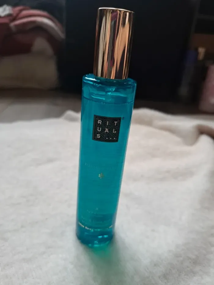 Rituals 💮 
The Ritual of Karma brume parfumée corps et cheveux neuve. - photo numéro 3