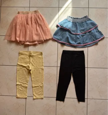 Lot de 4 Vêtements
