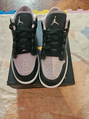 Air Jordan 1 low lila et noir Taille 38