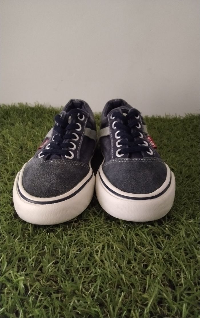 Basket Levi's garçon pointure 31 - photo numéro 3