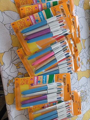 Lot de 10 paquets de stylos 4 couleurs bic à 50€ avec le code 
ANNIV30
Le lot passe à 35€