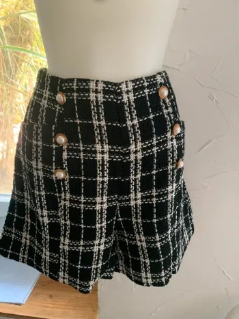 Short Unika Paris tweed taille M 100%polyester
