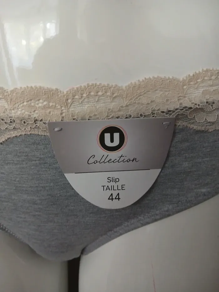 Slip taille 44 - photo numéro 3