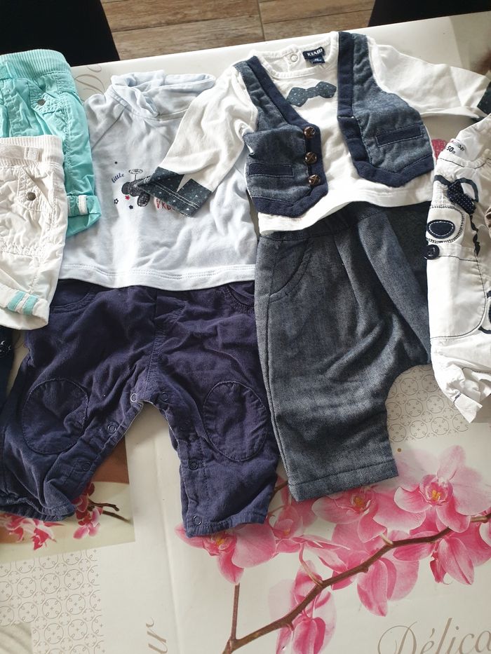 1 mois garçon - photo numéro 3