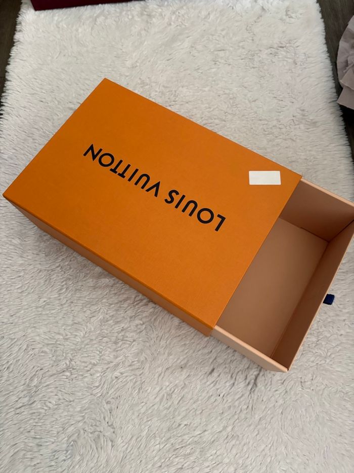 Boîte vide Louis vitton