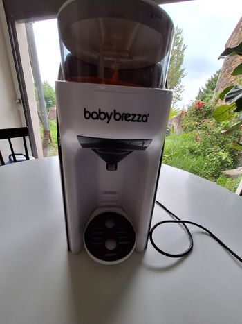 Baby brezza, préparateur de biberon