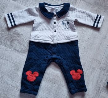 Combinaison matelassée mickey 12 mois
