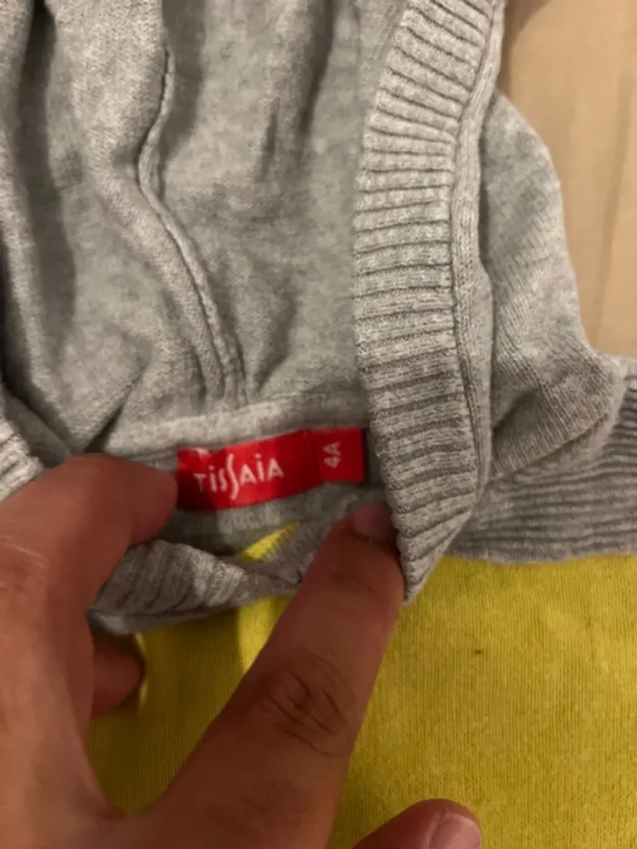 Pull à capuche en laine tissaia - photo numéro 2