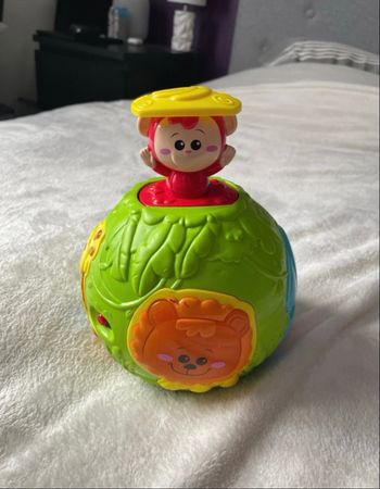 Jouet Boule d’éveil interactif et sonore
