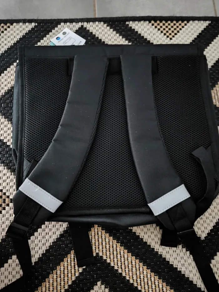 Cartable scolaire Bagtrotter doré pailleté et noir - Neuf avec étiquette - photo numéro 6
