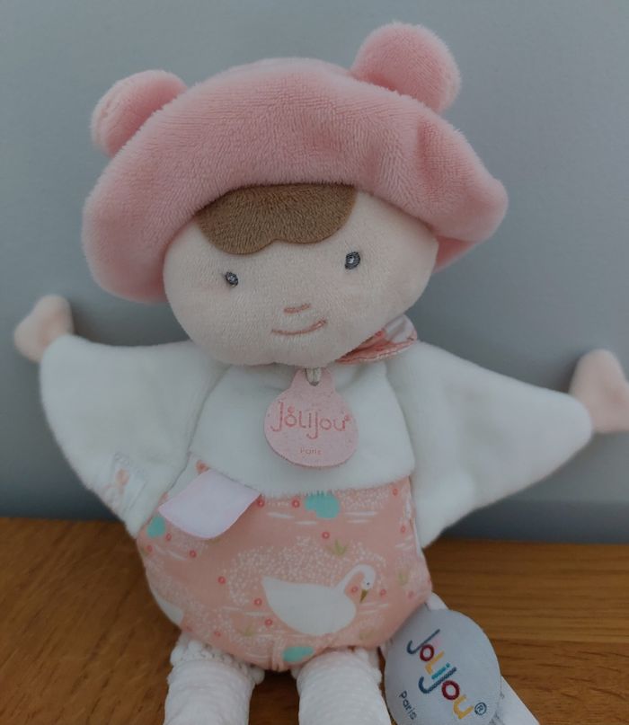 Doudou peluche petite fille chapeau rose - Joli Jou les petits guilis - photo numéro 2