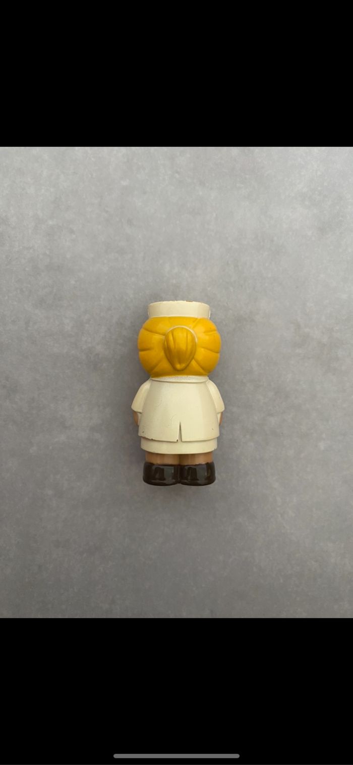 Figurine Vintage Hôtesse - photo numéro 2