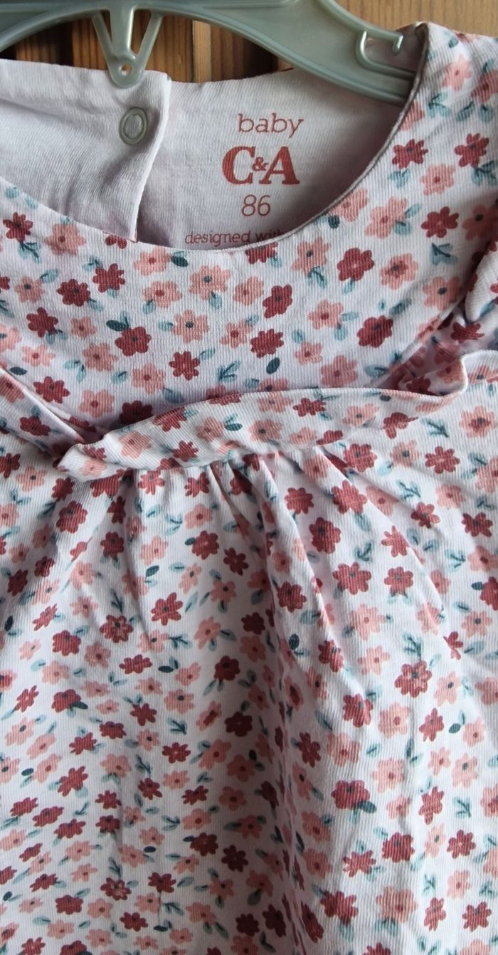 T shirt Manches longues à fleur fille _ taille 86 cm - photo numéro 3