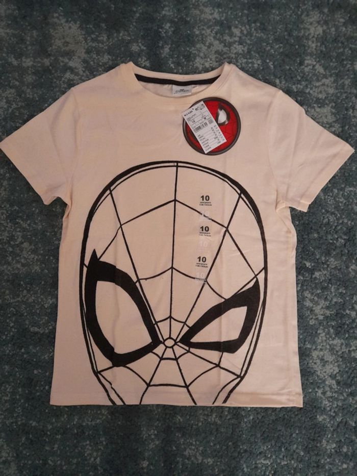 Lot tee-shirt spiderman jumeaux - photo numéro 2