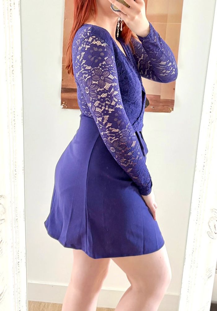 Robe moulante violette dentelle Wal G S