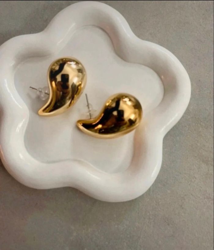 Boucle d’oreille stradivarius