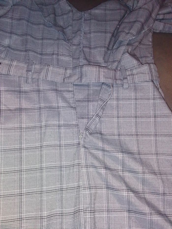 Robe épaules dénudées - photo numéro 8