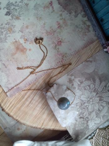 Collier grosse perle 12 mm de labradorite aux reflets bleus