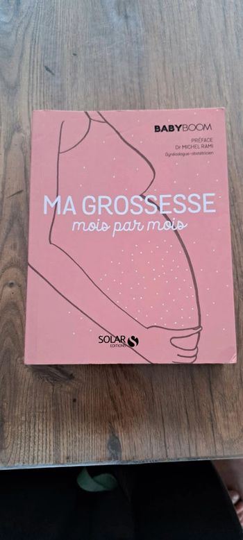 Livre ma grossesse mois par mois