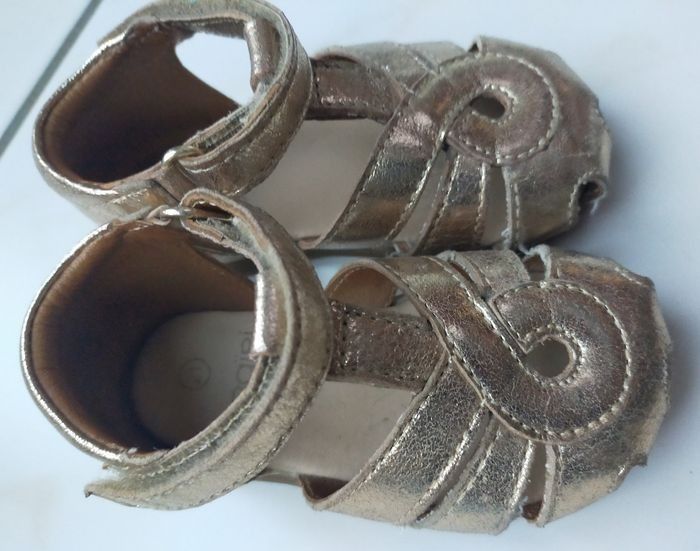 Chaussures bébé premiers pas - photo numéro 2