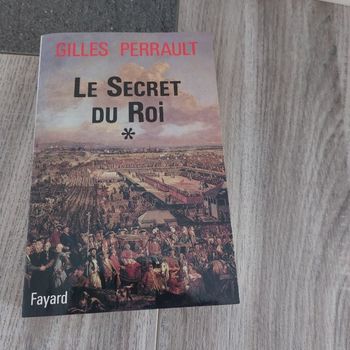 Le Secret du ROI- Gilles Perrault