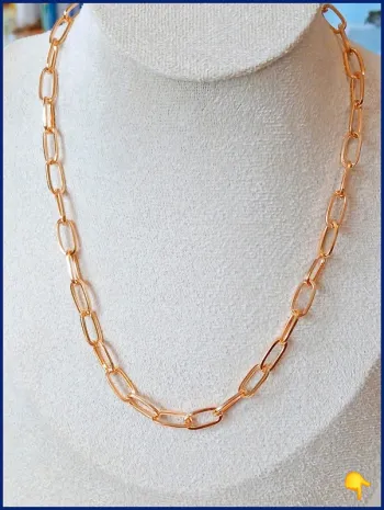 Collier chaîne dorée – intemporel & tendance