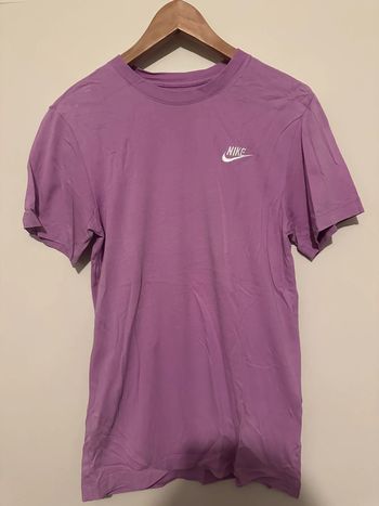 Tee-Shirt Nike Violet