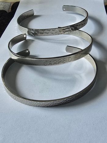 Lot 3 bracelets