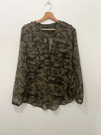 Blouse camouflage Zara