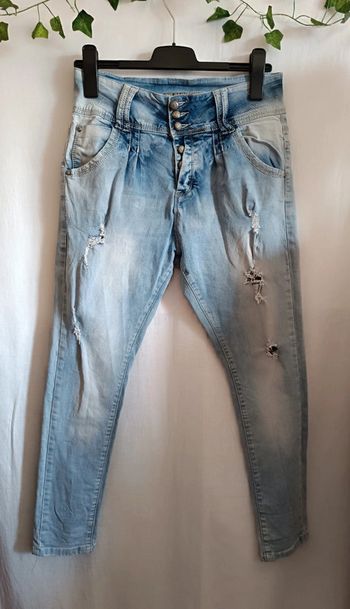 Jean slim troué T. 38 Dolce Et Rosa