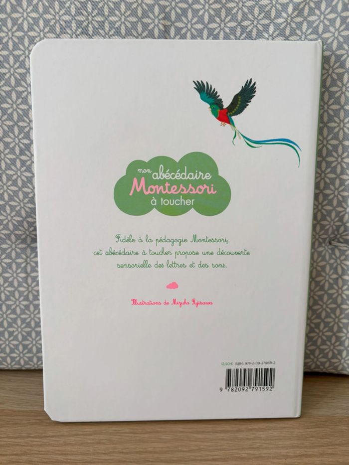 Livre d'Apprentissage de la Lecture "Mon Abécédaire Montessori à Toucher" - photo numéro 2