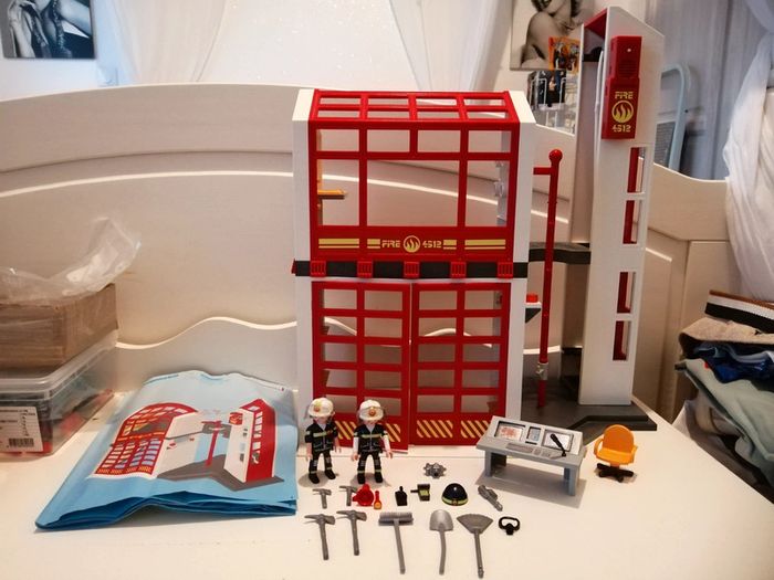 Playmobil "Caserne des pompiers" - photo numéro 2