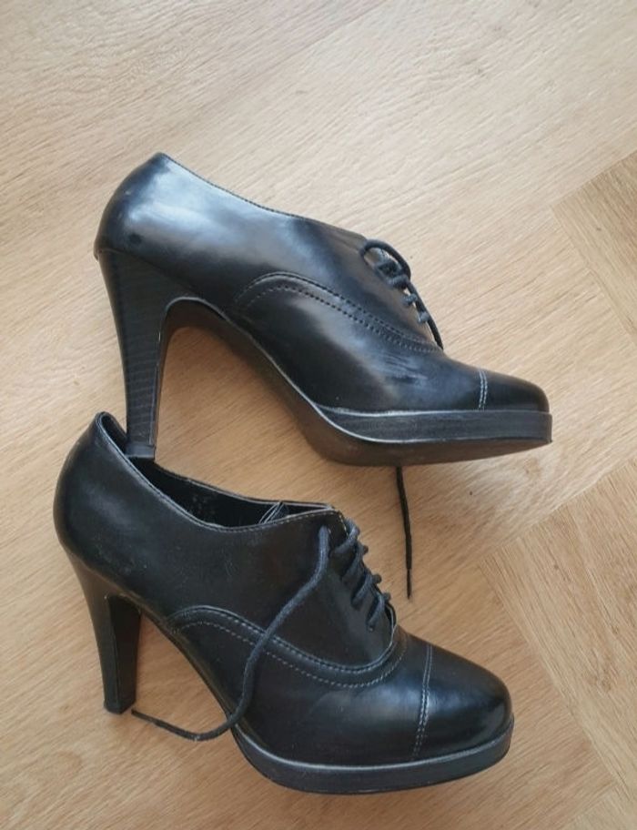 Chaussures à talon noires de la marque Texto en taille 37 - photo numéro 4