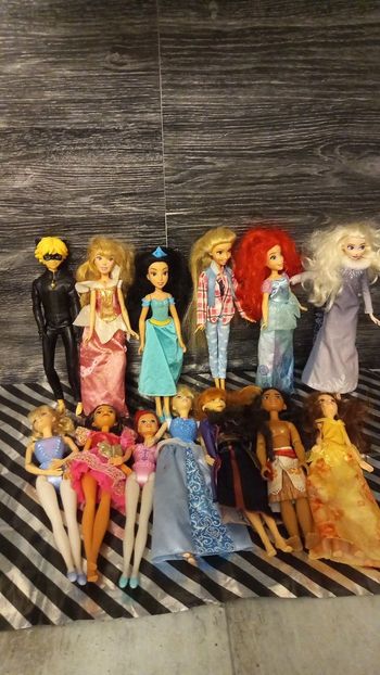 Lot princesses disney