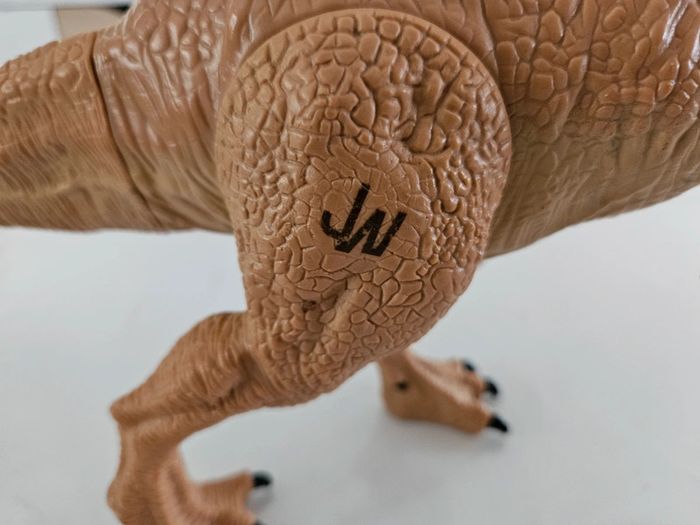 Dinosaure T rex jurassic wolrd - photo numéro 4