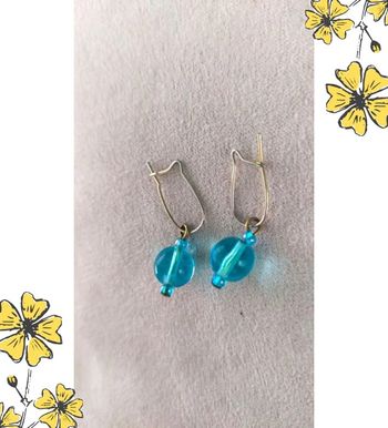 Collection Brume Bleue – Boucles d’oreilles perles bleues translucides - Collection Brume Bleue