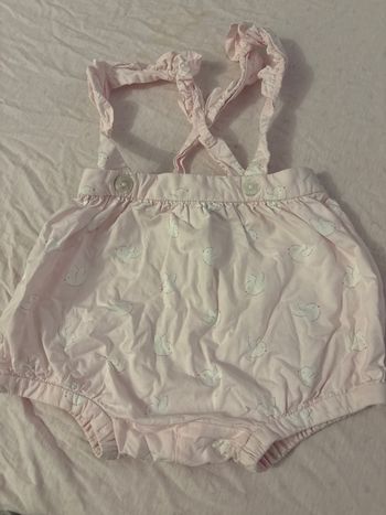 Short à bretelles jacadi 12 mois