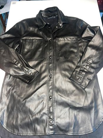 Veste en similicuir mi longue